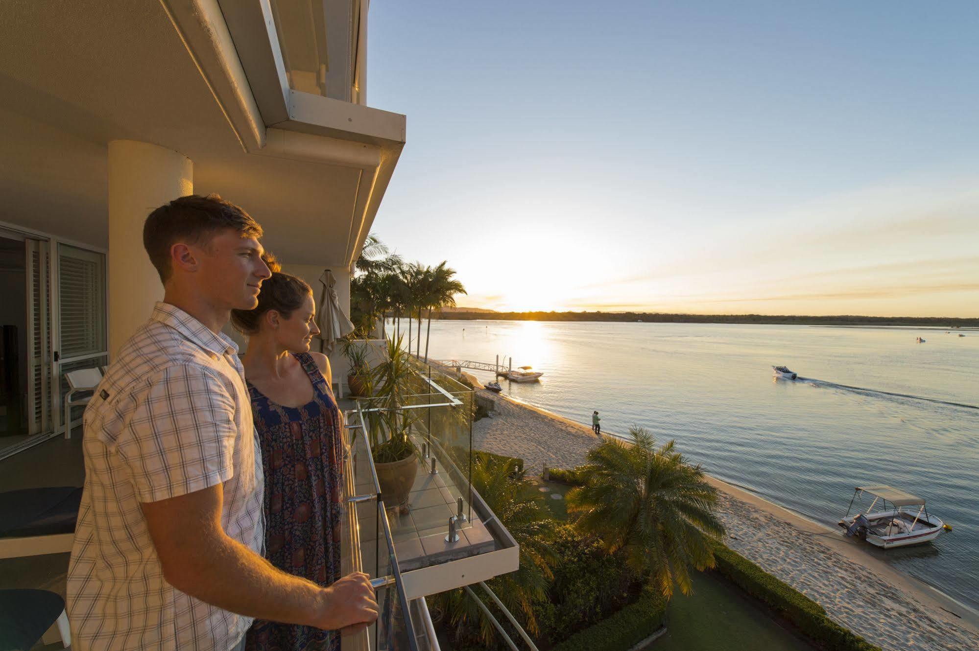 Апарт отель Noosa Quays Экстерьер фото